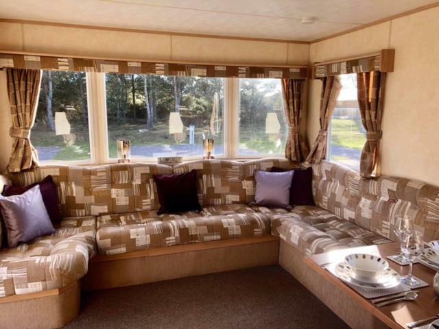 Caravan 50. Nairn Lochloy Holiday Park 外观 照片